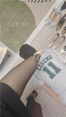 图片[7]_【丫丫】一堆脏鞋子全体重踩踏_HD绳艺资源