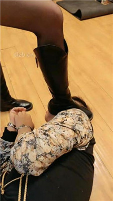 图片[17]_【诗琪】长靴踩踏/绳艺技巧重度虐打/踢踹_HD绳艺资源