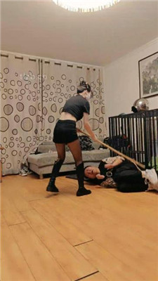 图片[18]_【诗琪】长靴踩踏/绳艺技巧重度虐打/踢踹_HD绳艺资源