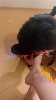 图片[13]_【盖洛】近距离狂舔裸足/深喉_HD绳艺资源