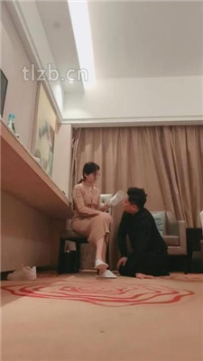 图片[4]_【嘉妮】空军一号脏鞋蹂躏/转胯/虐乳/数据线训练_HD绳艺资源