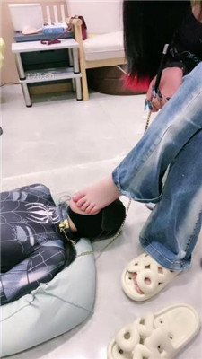 图片[6]_【小羊】母畜-遛狗爬行/碾压踩狗脸/跪舔裸足_HD绳艺资源