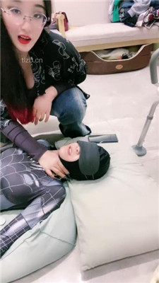 图片[10]_【小羊】母畜-遛狗爬行/碾压踩狗脸/跪舔裸足_HD绳艺资源