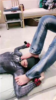 图片[14]_【小羊】母畜-遛狗爬行/碾压踩狗脸/跪舔裸足_HD绳艺资源