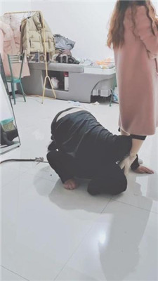 图片[8]_【美容院S】物化坐垫/吃垃圾/舔双S脏鞋/短靴踩踏_HD绳艺资源