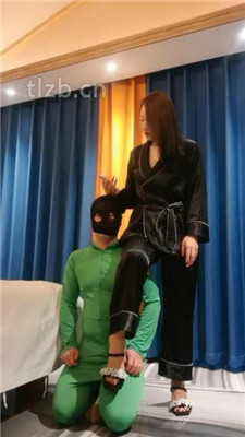 【冷御绳艺导师】物化人体家具-骑脖化妆_HD绳艺资源