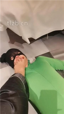 图片[12]_【冷御绳艺导师】物化人体家具-骑脖化妆_HD绳艺资源