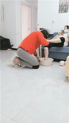 【朱迪】骑马爬行驯化_HD绳艺资源