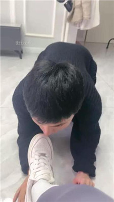 【樱木花椒】调00后小笨狗-手脚耳光/踢裆恋足_HD绳艺资源