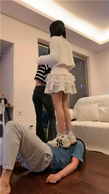 图片[15]_【高难度挑战美学】双S-骑马狗链遛狗/踩踏重度虐打/插嘴【双视角版】_HD绳艺资源