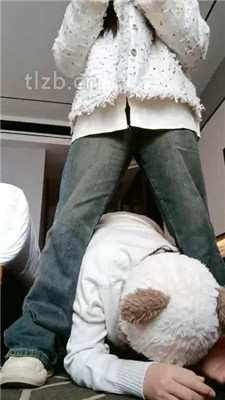 图片[2]_【爱可呀】双S-伺候超模学姐-胯下羞辱/舔脚清理鞋底_HD绳艺资源