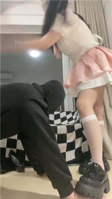 图片[5]_【优里S】JK洛丽塔S-白丝诱惑踩地毯狗_HD绳艺资源