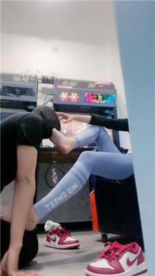 图片[15]_【小妮】网吧-电竞桌底甘愿做奴【完整版】_HD绳艺资源