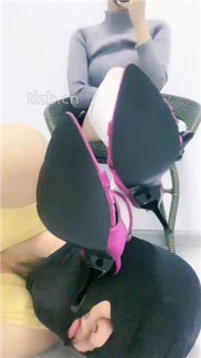 【P崽】紫高跟白丝碾压踩狗脸_HD绳艺资源