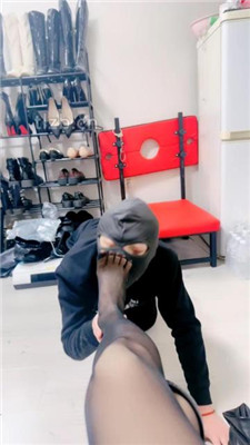 图片[9]_【兔兔大人】跪舔高跟长靴/白袜塞嘴/全体重踩踏_HD绳艺资源