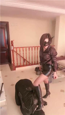 图片[12]_【高傲】胯下辱/重度训练/长靴美腿虐杀/口水吐脸_HD绳艺资源