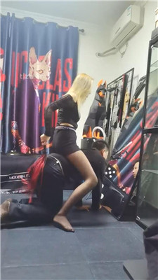 图片[5]_【丝温】狂抽耳光/训练/黑丝脚踩踏_HD绳艺资源