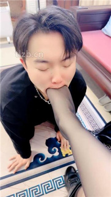 图片[17]_【倪梵】跪舔脏鞋底/长靴全体重踩踏_HD绳艺资源