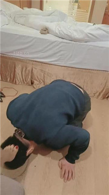 图片[12]_【莉轩】滴蜡/肉丝脚踩踏_HD绳艺资源