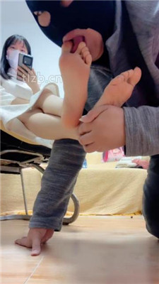 图片[12]_【奶味小仙女】洛丽塔S-皮鞋白袜踩虐哥哥-脚底喂食_HD绳艺资源