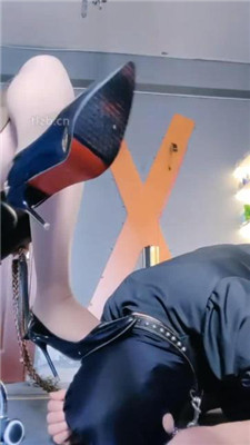 图片[10]_【东营天香百合】胯下骑狗脖/掐乳/高跟肉丝踩狗头_HD绳艺资源