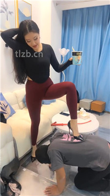 图片[3]_【猫爷】喂食圣水泡面/训练/转胯/舔脏鞋/抽耳光_HD绳艺资源