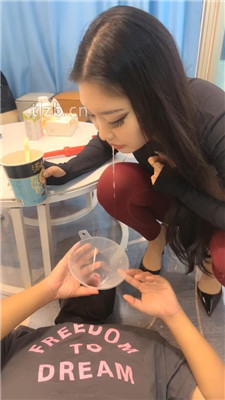 图片[6]_【猫爷】喂食圣水泡面/训练/转胯/舔脏鞋/抽耳光_HD绳艺资源