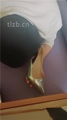 图片[9]_【哈市77s】跪舔高跟臭脚丫_HD绳艺资源