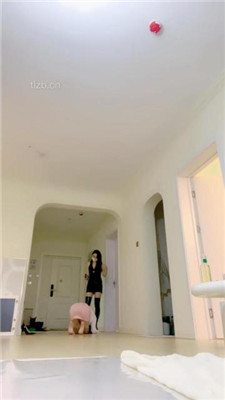 【茹雪】母畜-骑马爬行/转胯/鞋尖插嘴/舔脏鞋_HD绳艺资源