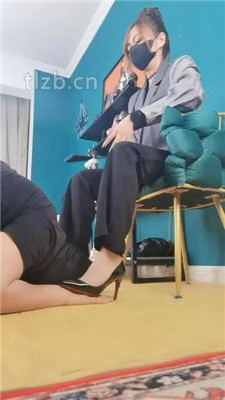 【魔鬼天使】高跟碾压狗爪/艺术闻鞋/磕头求饶/骑马爬_HD绳艺资源