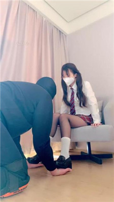 【栗子】学院风S首调-皮鞋白袜踩虐_HD绳艺资源