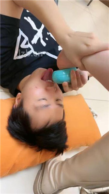 图片[3]_【领主老大】跪舔长靴白袜裸足/白袜塞嘴踩踏_HD绳艺资源