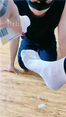 图片[10]_【护短】跪舔原味白袜脚/舔酸奶_HD绳艺资源