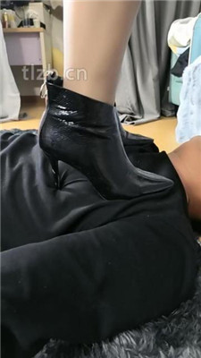 图片[15]_【护短】跪舔原味白袜脚/舔酸奶_HD绳艺资源