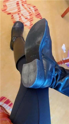 【蜜蜜骑士】骑脖转胯/长靴踩踏_HD绳艺资源