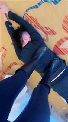 图片[4]_【蜜蜜骑士】骑脖转胯/长靴踩踏_HD绳艺资源