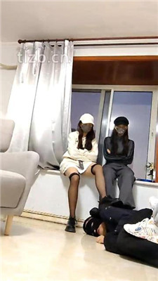 图片[9]_【文文文】3S素人虐打-踩踏/舔脏鞋底/头压垃圾桶【四视角版】_HD绳艺资源