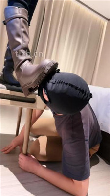 图片[5]_【孤傲女帝】长靴踩踏/重度踢踹/白袜蹂躏/腿绞转胯【双视角版】_HD绳艺资源