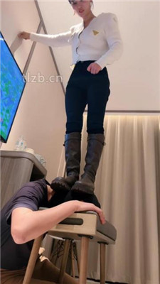 图片[7]_【孤傲女帝】长靴踩踏/重度踢踹/白袜蹂躏/腿绞转胯【双视角版】_HD绳艺资源