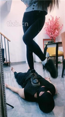 图片[7]_【护短】短靴高跟-全体重踩踏_HD绳艺资源