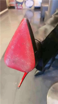 图片[4]_【歌迪丝】户外餐厅-喝圣水/吃脏鞋底_HD绳艺资源