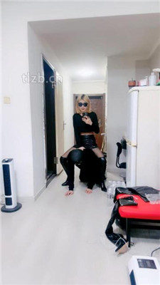 图片[3]_【兔兔大人】跪舔长靴黑丝jio/坐脸窒息/踩踏提档【完整版】_HD绳艺资源