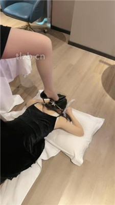 图片[16]_【柒柒学姐】鞋尖插嘴/sp重度/狂舔臭脚/转胯_HD绳艺资源