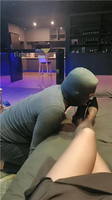 图片[20]_【咩祖】把狗圈养在茶几底下_HD绳艺资源