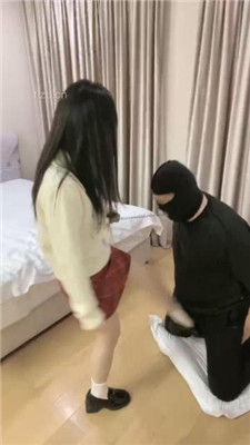 图片[3]_【桃子sama】洛丽塔S-皮鞋白袜提档/耳光/踩踏_HD绳艺资源