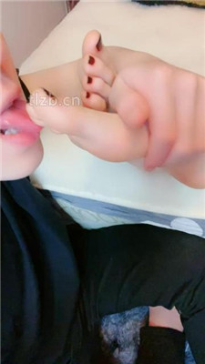 图片[7]_【175艾琳】近距离裸足恋足舔_HD绳艺资源