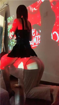 【宝爷】骑马爬行/黑丝高跟全体重踩/提档/掐乳_HD绳艺资源