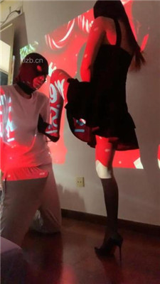 图片[3]_【宝爷】骑马爬行/黑丝高跟全体重踩/提档/掐乳_HD绳艺资源