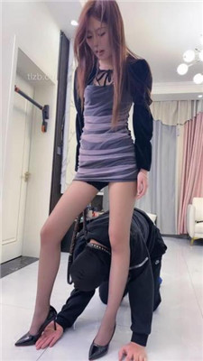 图片[8]_【麋鹿银儿】黑丝高跟长腿/骑马转胯/腿绞/踩狗爪/插嘴_HD绳艺资源