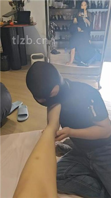 图片[6]_【猫爷】恶毒继母S-黑丝脚踩虐/脚耳光/插嘴/舔内裤_HD绳艺资源